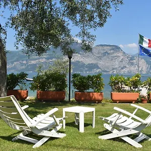 hotel-garni-vela-doro.hotelinveneto.com/